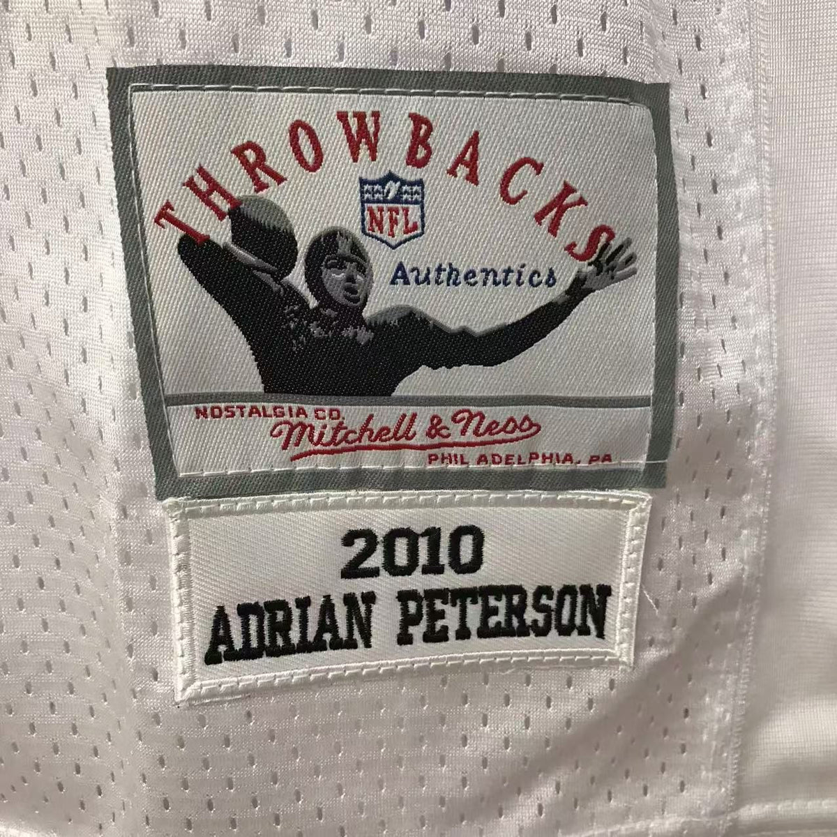 Adrian Peterson Minnesota Vikings Jersey Mitchell & Ness white product image 3, provided for visual reference and product