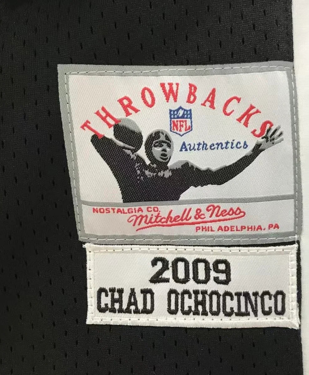 Chad Johnson - Ochocinco - Cincinnati Bengals Official NFL Mitchell & Ness Jersey product image 3, provided for visual