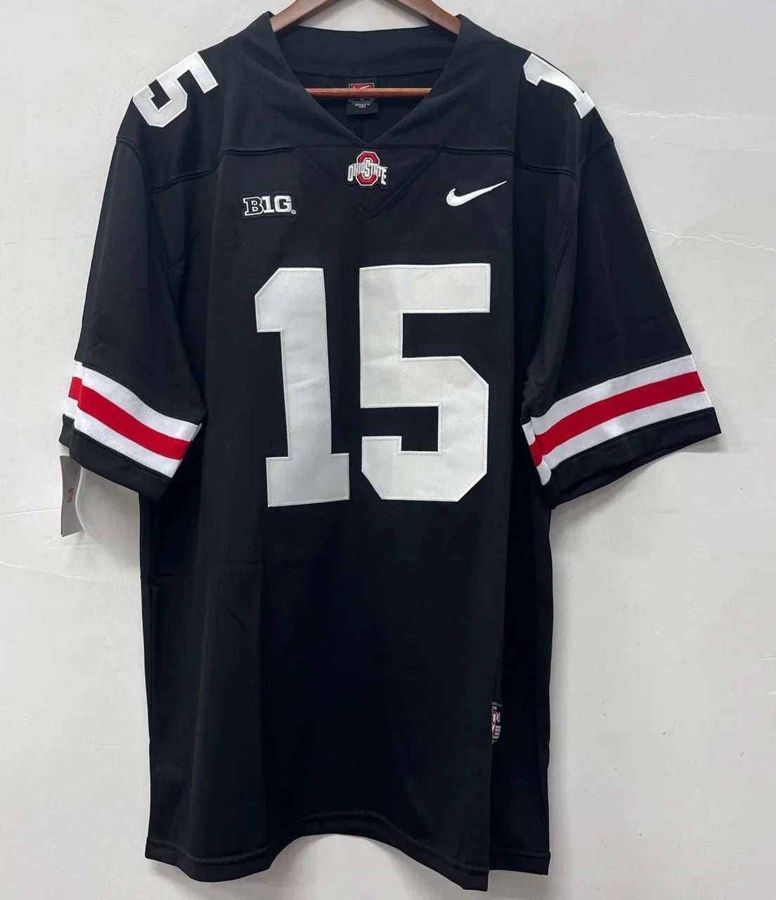 Ezekiel Elliott Jersey Ohio State Buckeyes Jersey Black product image 3, provided for visual reference and product detail