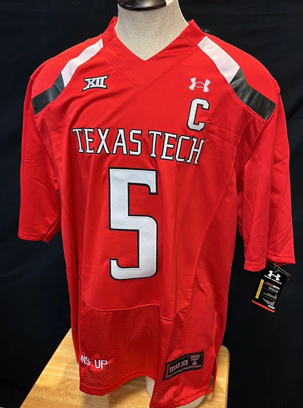 Patrick Mahomes Texas Tech Jersey red product image 5, provided for visual reference and product detail review