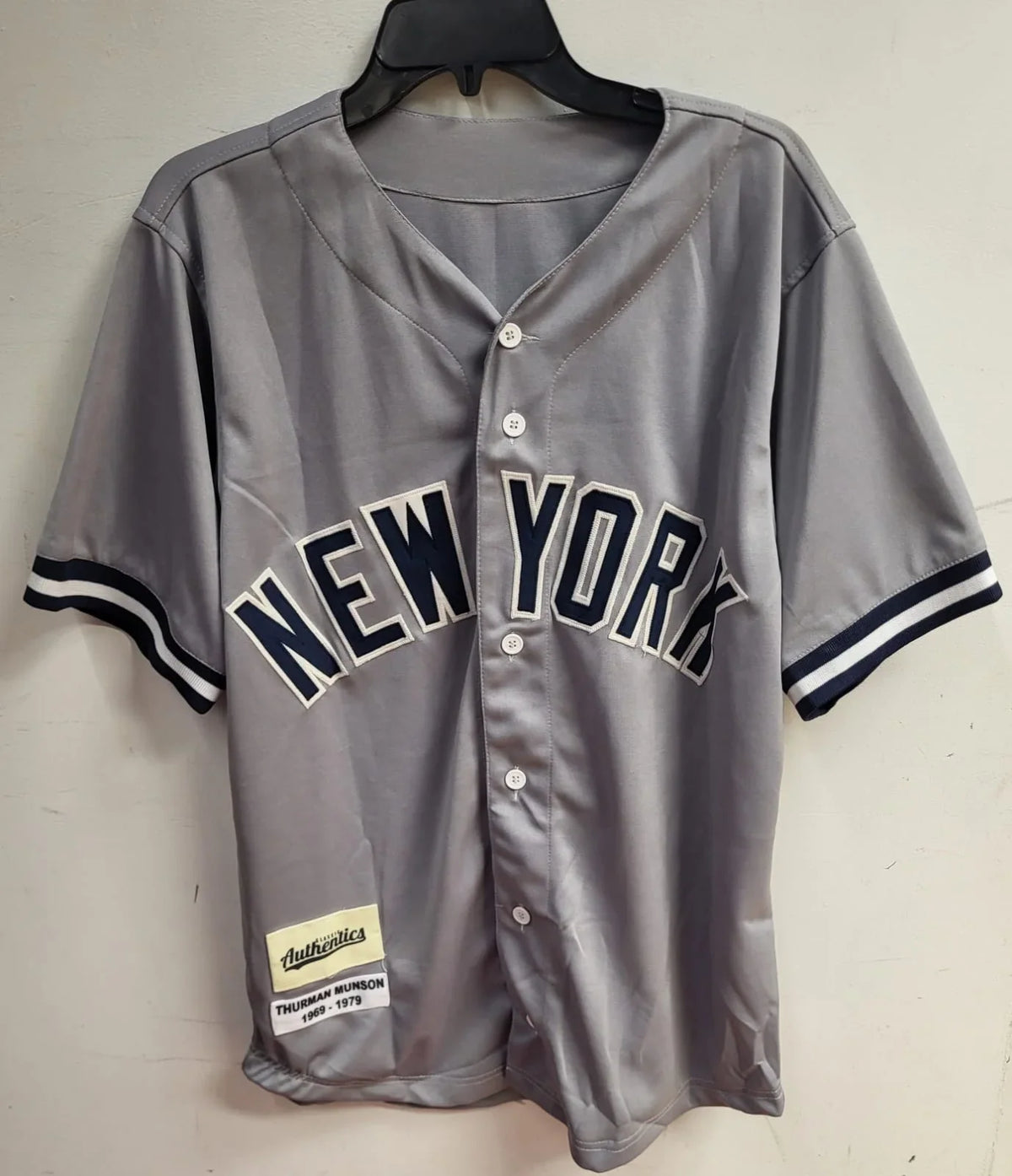 Thurman Munson New York Yankees Jersey product image 2, provided for visual reference and product detail review