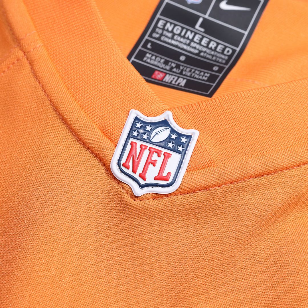 Men's Tampa Bay Buccaneers Cade Otton Nike Orange Alternate product image 10