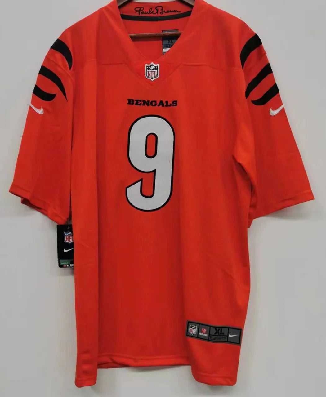 Joe Burrow Cincinnati Bengals Jersey orange Nike product image 2, provided for visual reference and product detail review