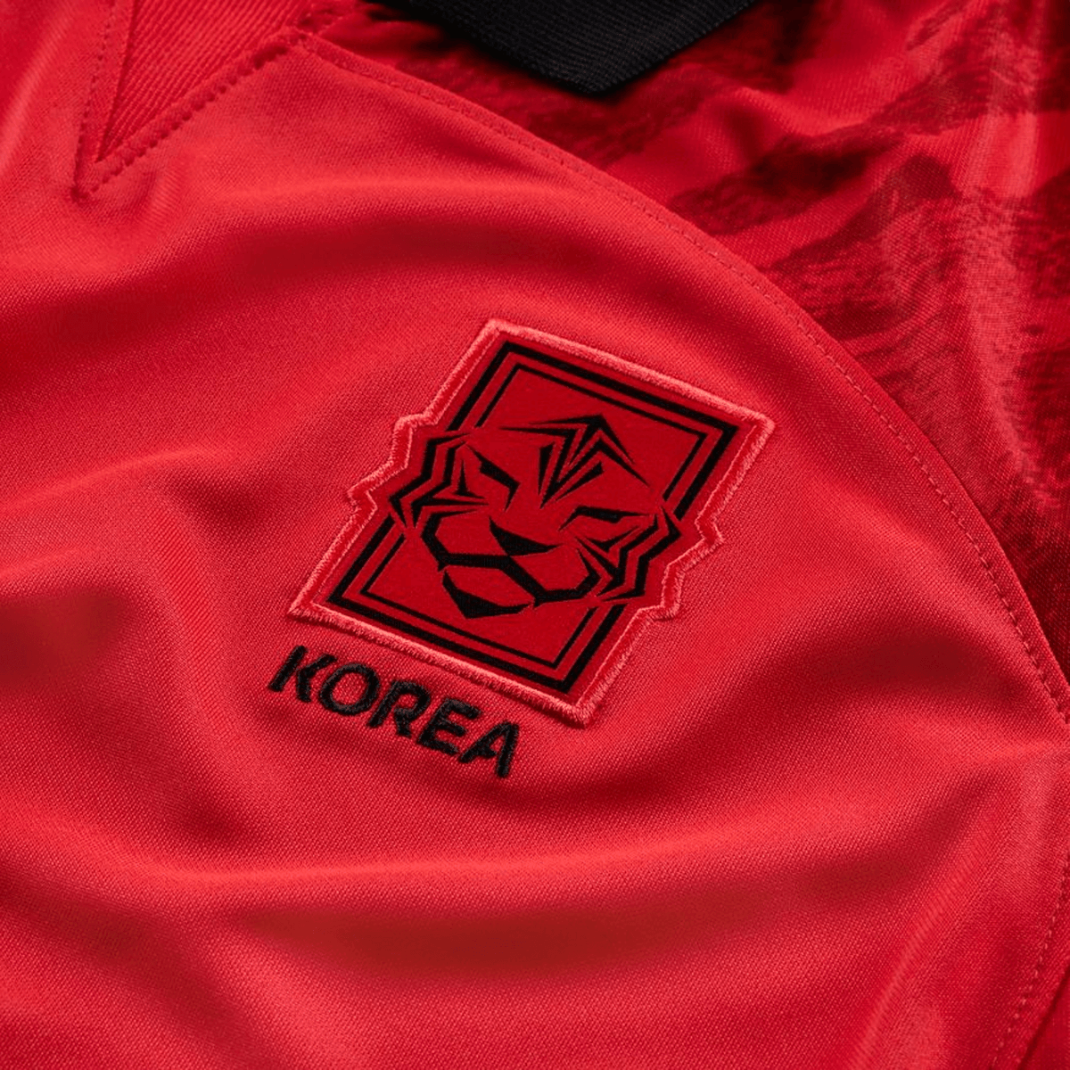 Nike South Korea 2022 Womens Home Jersey product image 4, provided for visual reference and product detail review