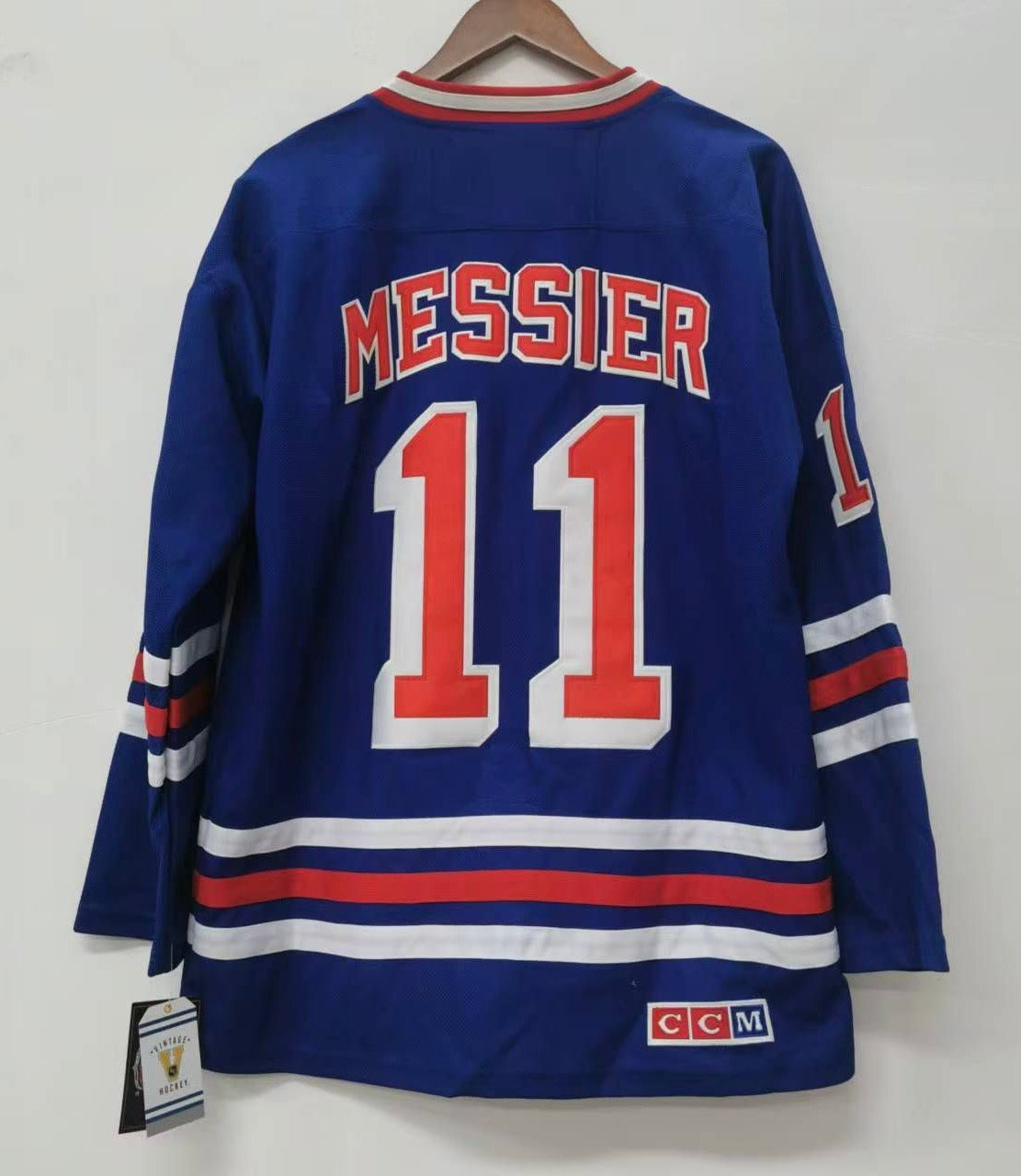 Mark Messier New York Rangers 1994 Official NHL CCM Jersey product image 1, provided for visual reference and product detail