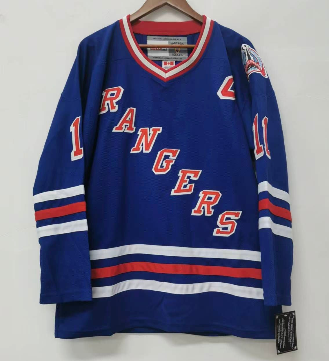 Mark Messier New York Rangers 1994 Official NHL CCM Jersey product image 2, provided for visual reference and product detail