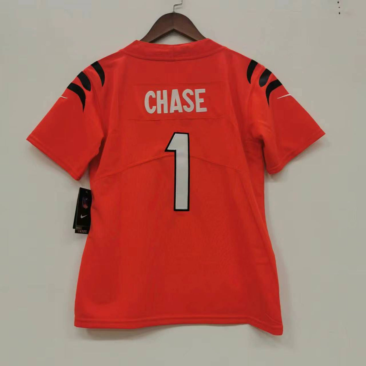 Ja’Marr Chase YOUTH Cincinnati Bengals Jersey Nike product image 1, provided for visual reference and product detail review