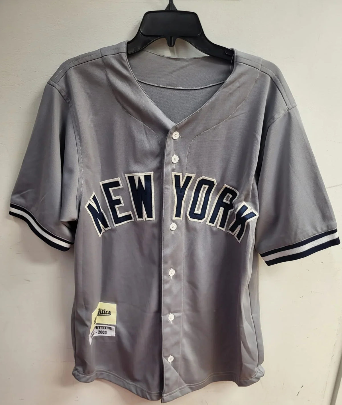 Andy Pettitte New York Yankees Jersey product image 2, provided for visual reference and product detail review