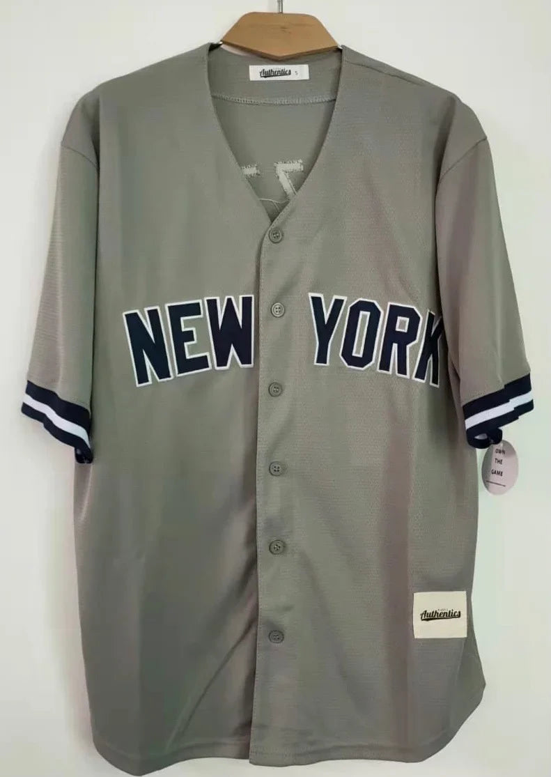 Anthony Rizzo New York Yankees Jersey Classic Authentics product image 2, provided for visual reference and product detail