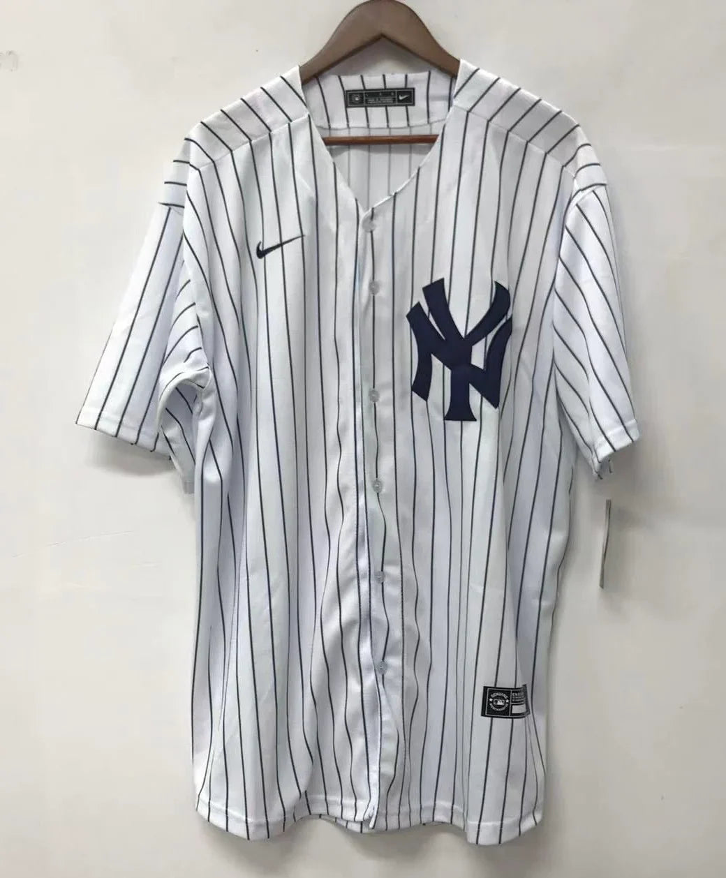 Bernie Williams New York Yankees Jersey product image 3, provided for visual reference and product detail review