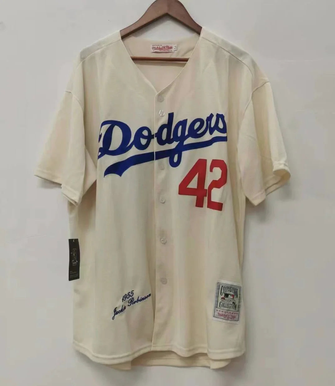 Jackie Robinson Brooklyn Dodgers Jersey Mitchell & Ness product image 2, provided for visual reference and product detail