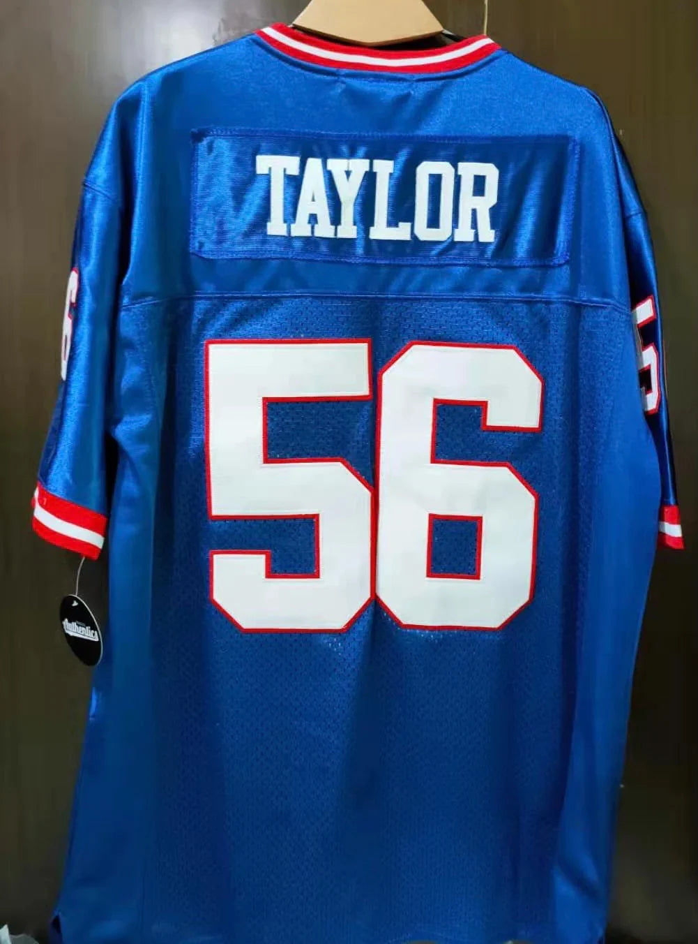 Lawrence Taylor New York Giants Jersey Classic Authentics product image 1, provided for visual reference and product detail