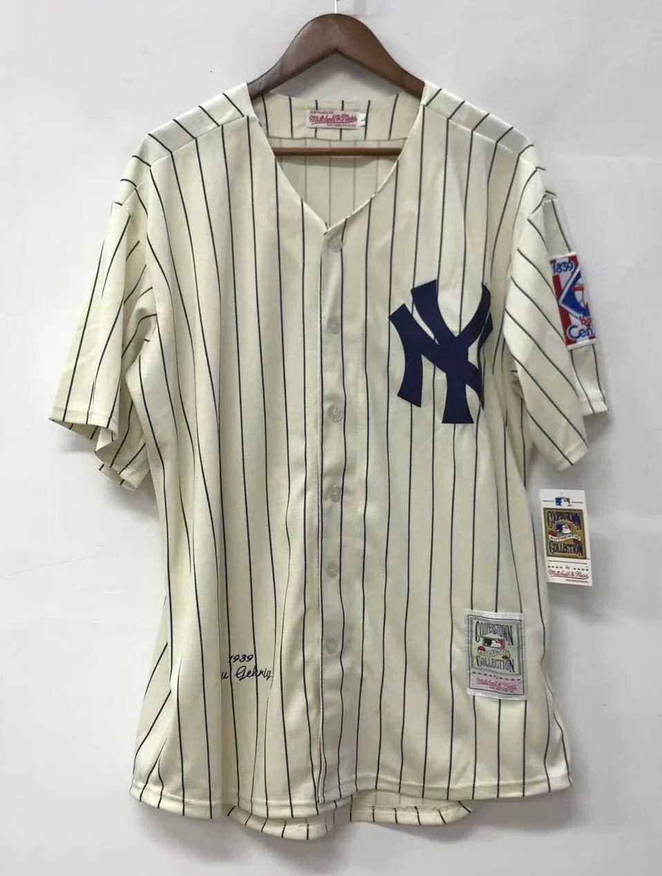Lou Gehrig New York Yankees Jersey Mitchell & Ness product image 3, provided for visual reference and product detail review