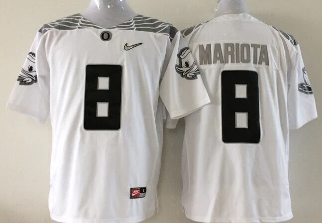 Marcus Mariota Oregon Ducks Jersey product image 1, provided for visual reference and product detail review