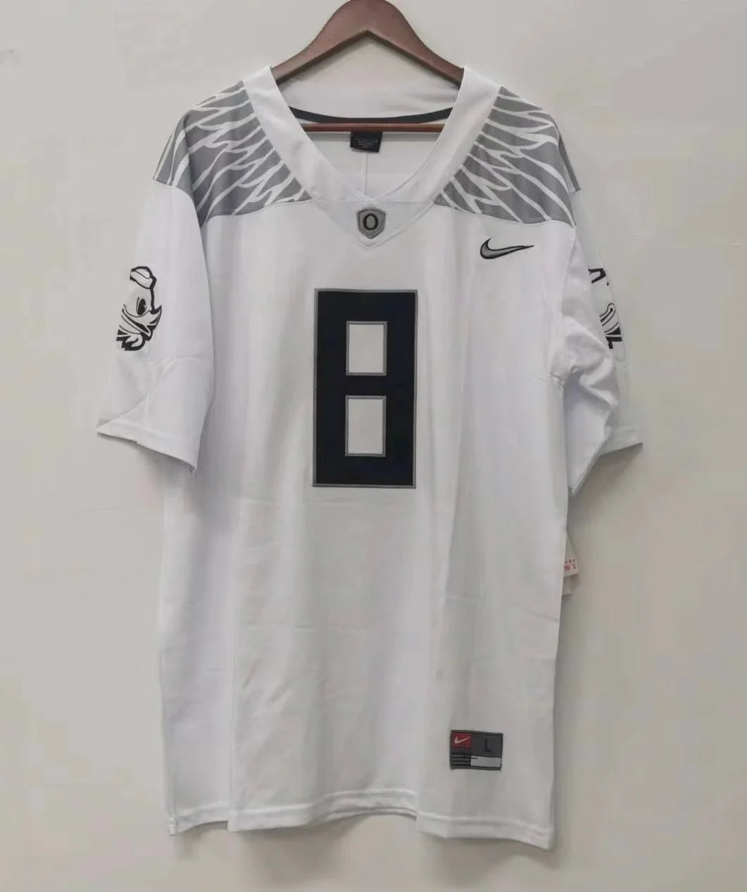 Marcus Mariota Oregon Ducks Jersey product image 3, provided for visual reference and product detail review