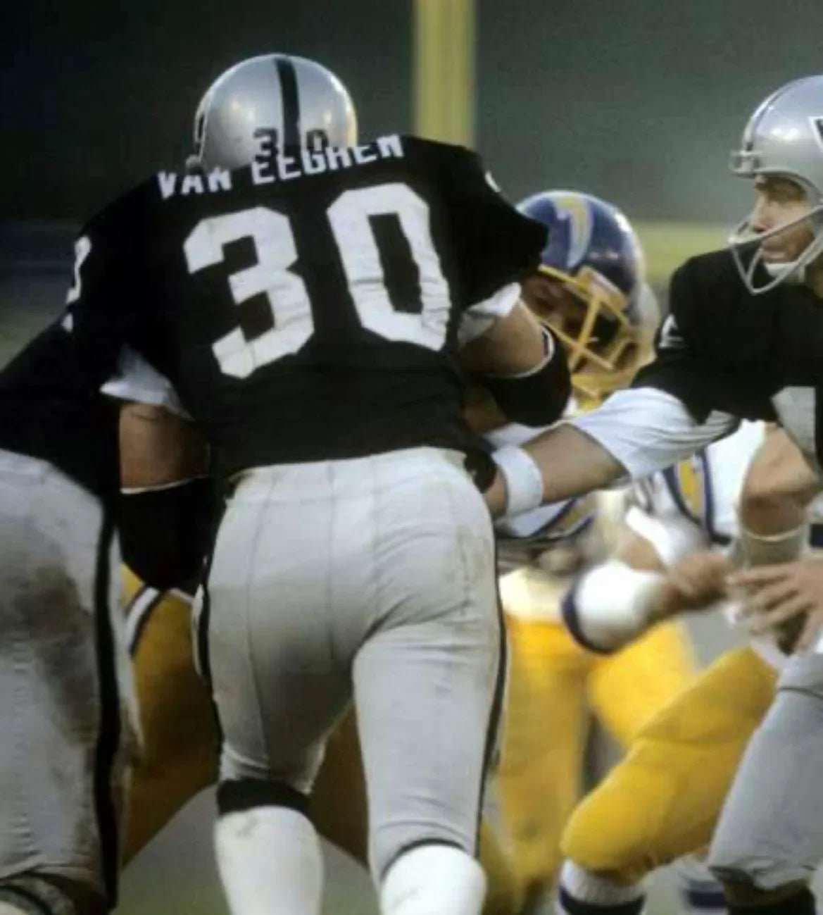 Mark Van Eeghen Oakland Raiders Mitchell & Ness Jersey Black product image 4, provided for visual reference and product