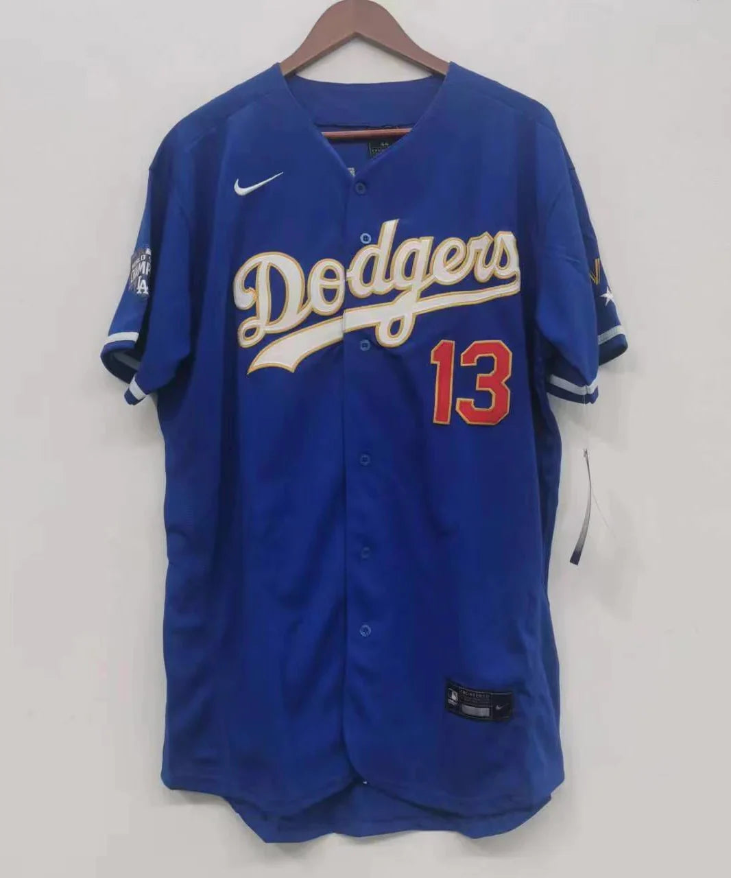 Max Muncy Los Angeles Dodgers Jersey product image 3, provided for visual reference and product detail review