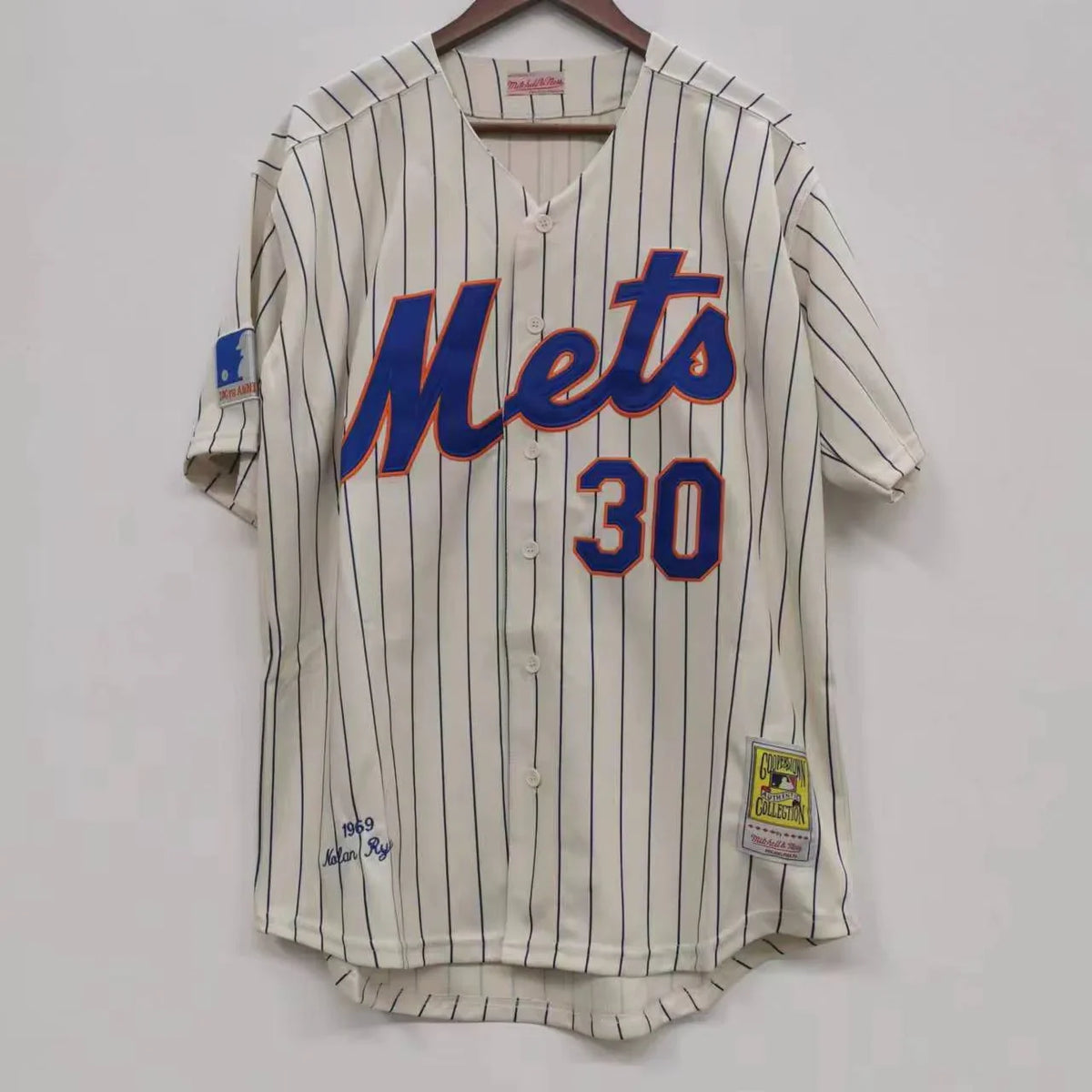 Nolan Ryan New York Mets Jersey Mitchell & Ness product image 2, provided for visual reference and product detail review