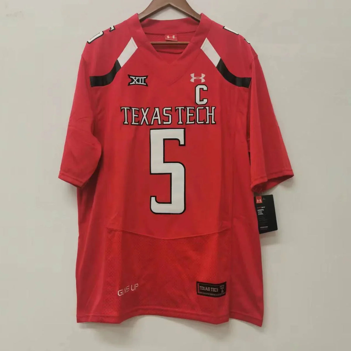 Patrick Mahomes Texas Tech Jersey red product image 3, provided for visual reference and product detail review