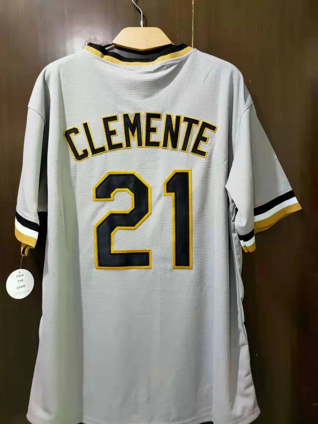 Roberto Clemente Pittsburgh Pirates Jersey Classic Authentics product image 1, provided for visual reference and product