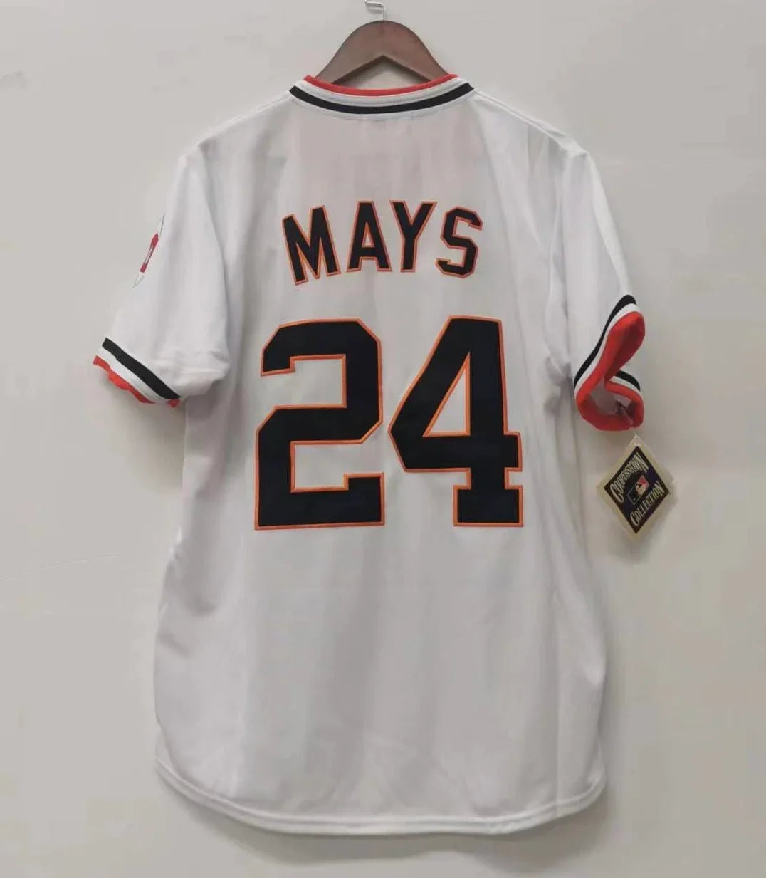 Willie Mays San Francisco Giants Jersey Mitchell & Ness product image 1, provided for visual reference and product detail